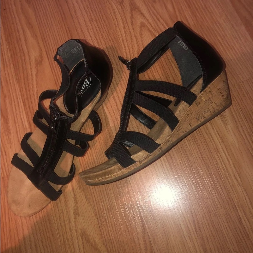 Bass wedge sandals